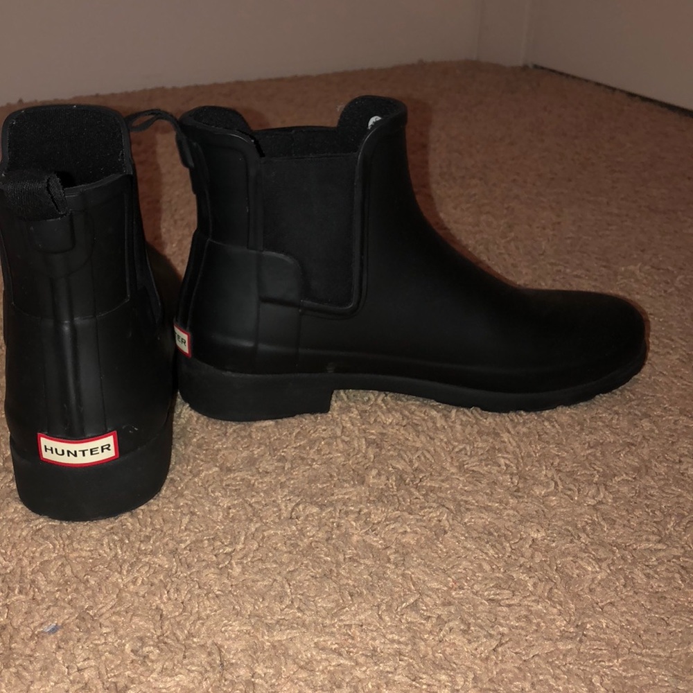 Black Chelsea hunter boots